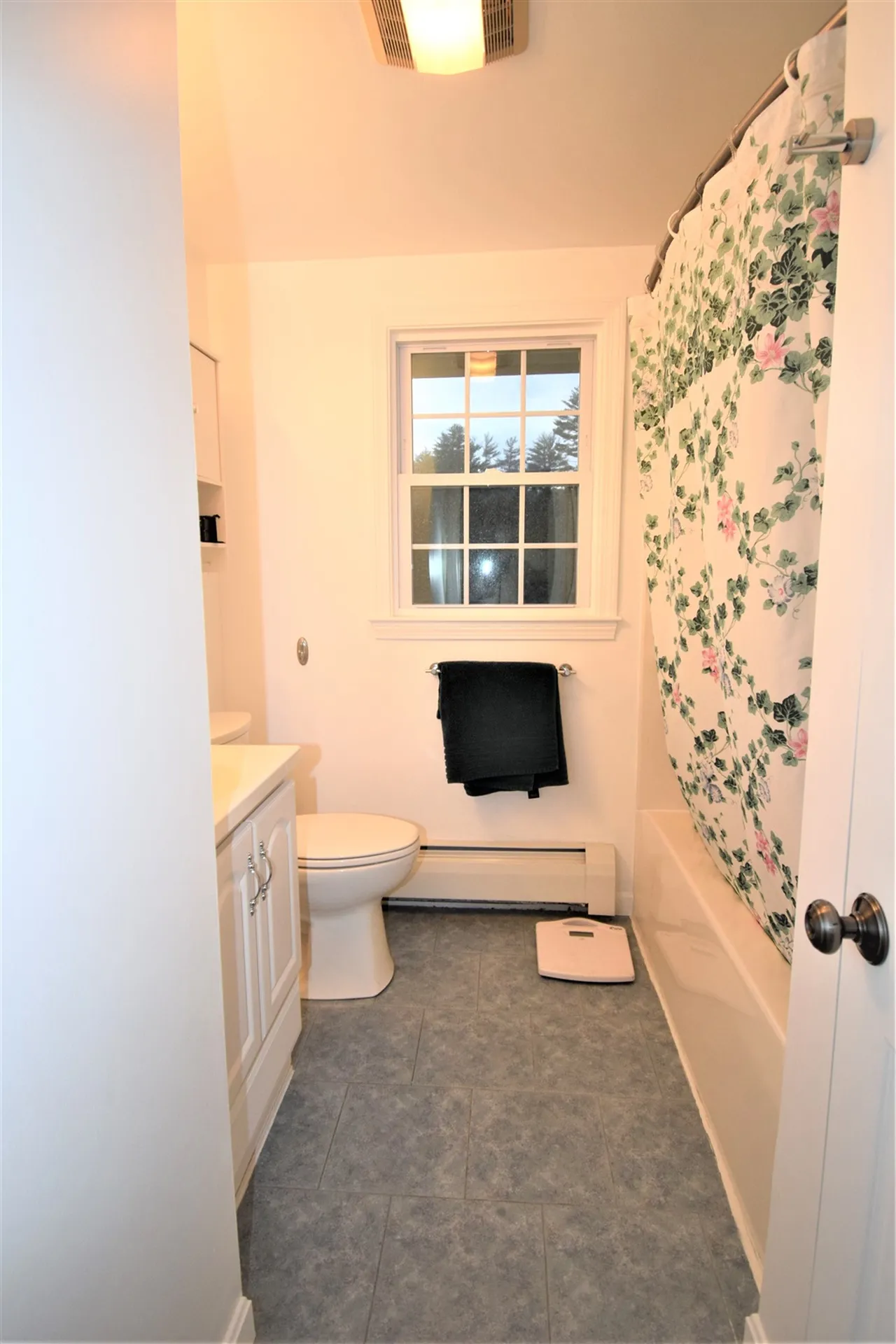 210 N Haverhill Road Kensington NH 03833