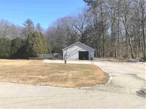 210 N Haverhill Road Kensington NH 03833