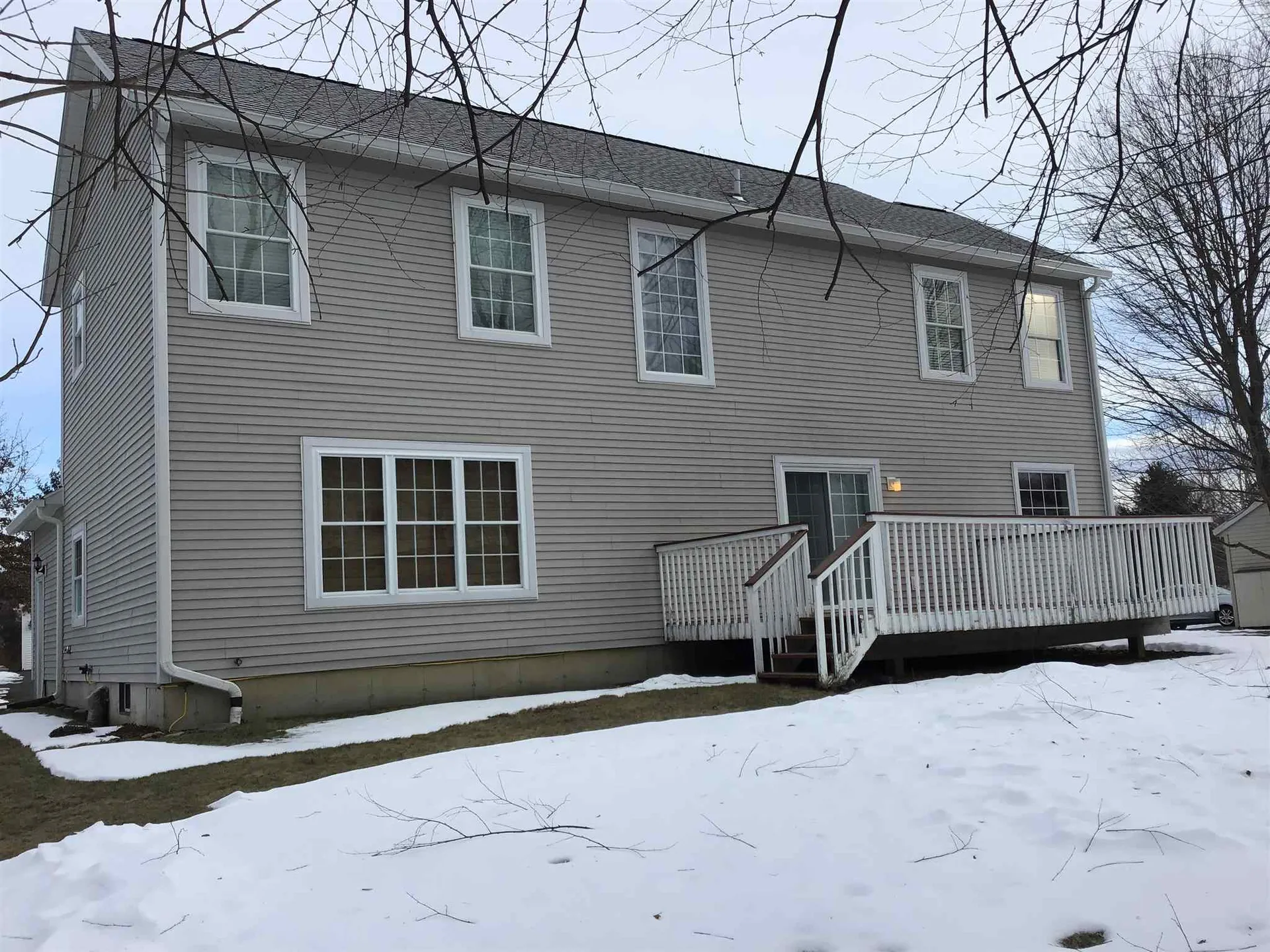 60 Sunrise Circle Hartford VT 05059