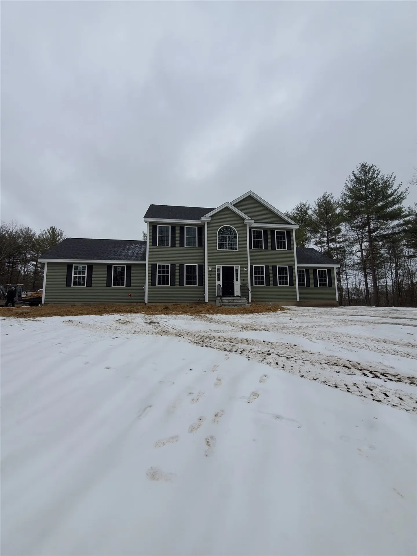1 Davis Drive Londonderry NH 03053