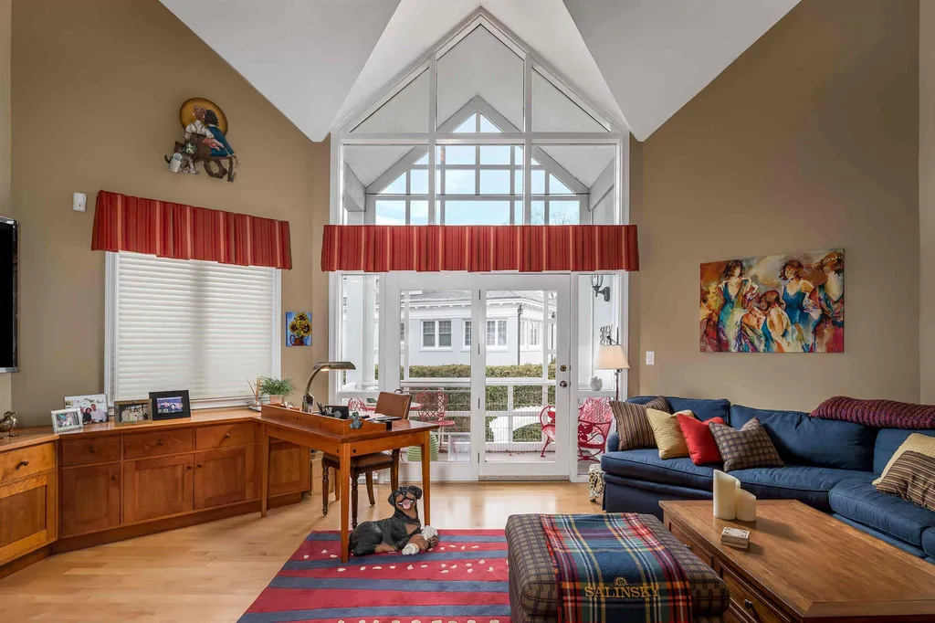 52 Dunelawn Drive Ogunquit ME 03907