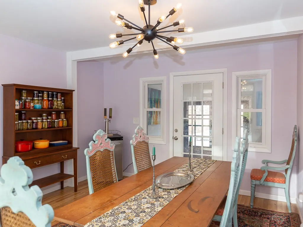 16 Bunker Hill Avenue Stratham NH 03885