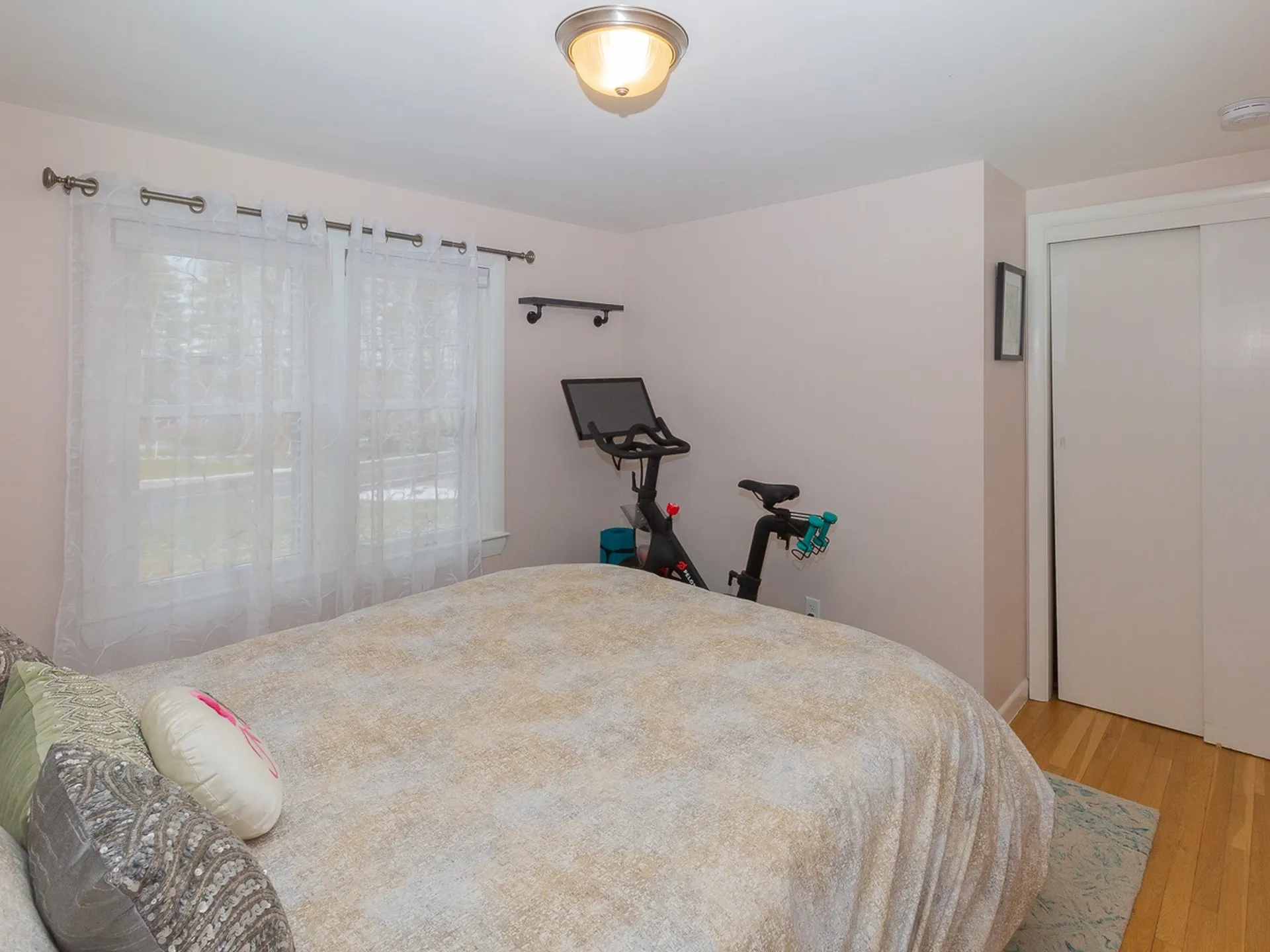 16 Bunker Hill Avenue Stratham NH 03885