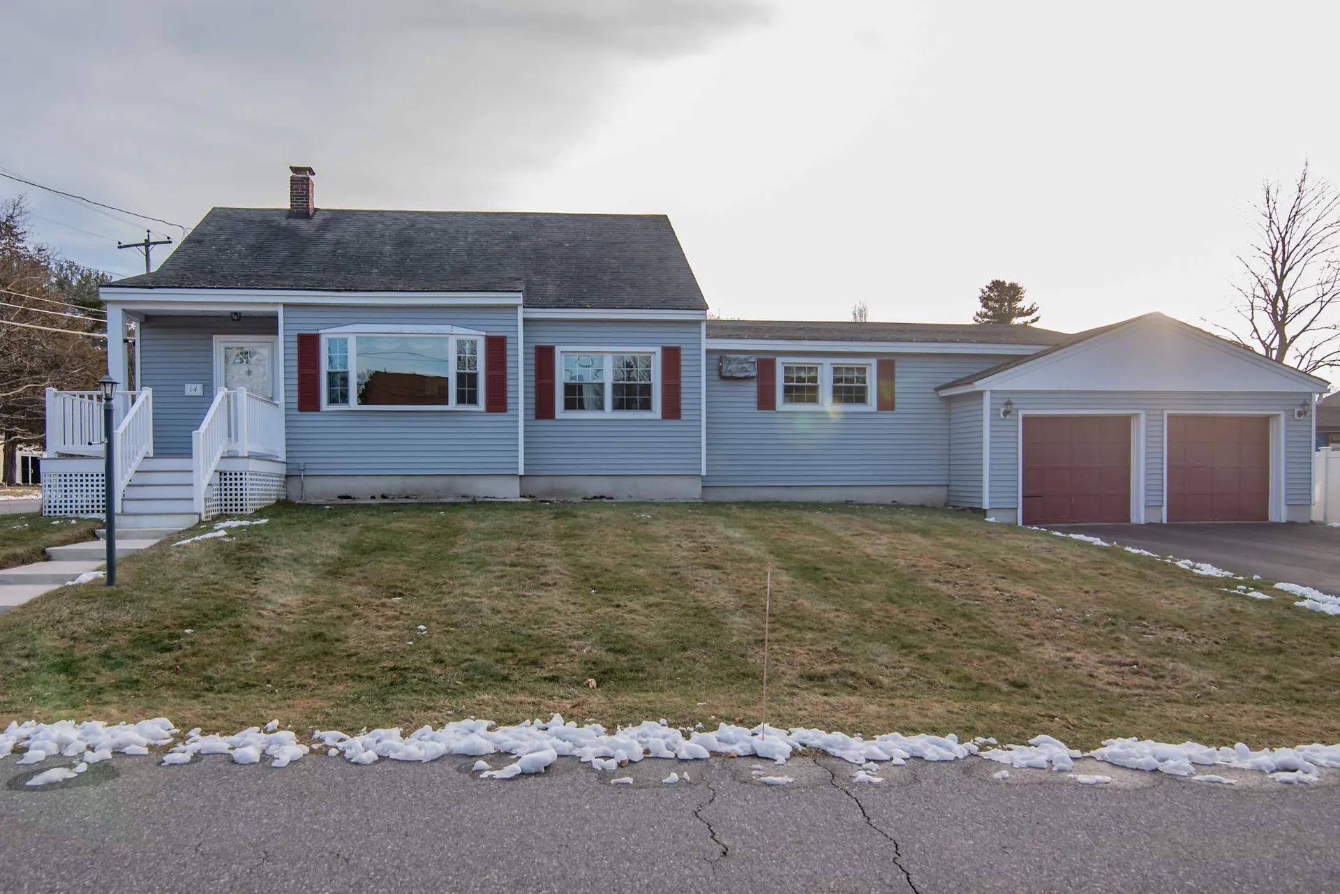 14 Senter Street Salem NH 03079
