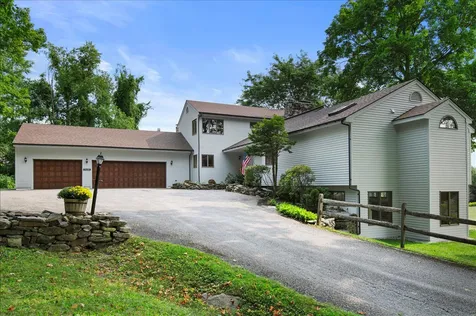 39 Eagle Ridge Dorset VT 05251