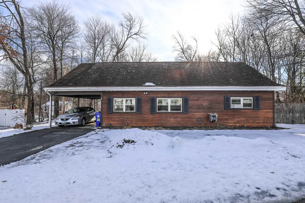 369 Proctor Road Manchester NH 03109