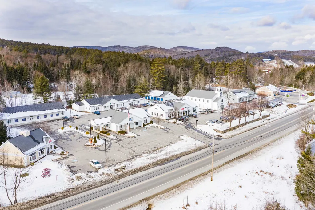 40 Sturgis Circle Grantham NH 03753