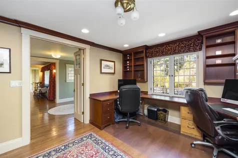 9 Downing Road Hanover NH 03755