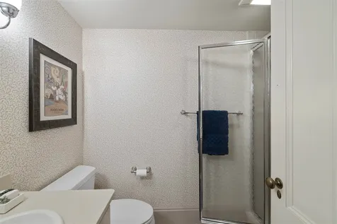 9 Downing Road Hanover NH 03755