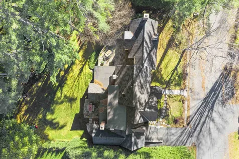 9 Downing Road Hanover NH 03755