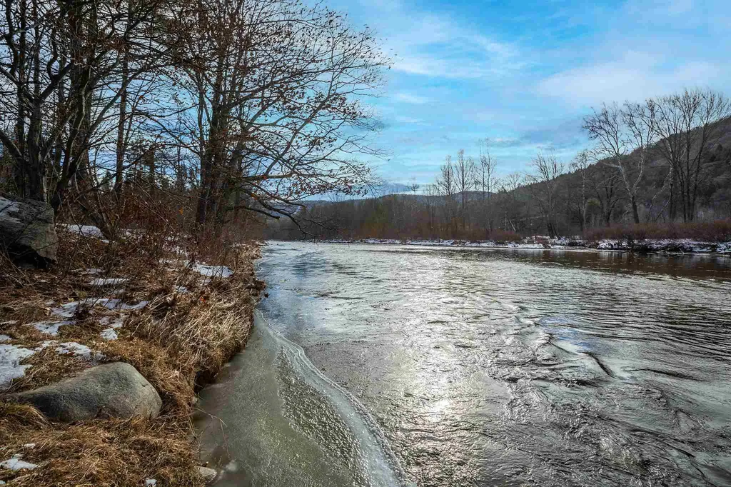 1739 Vt Route 30 Jamaica VT 05343