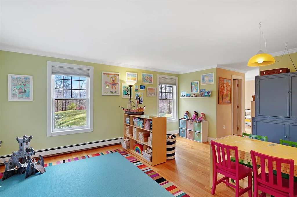 70 Marblehead Road Windham NH 03087