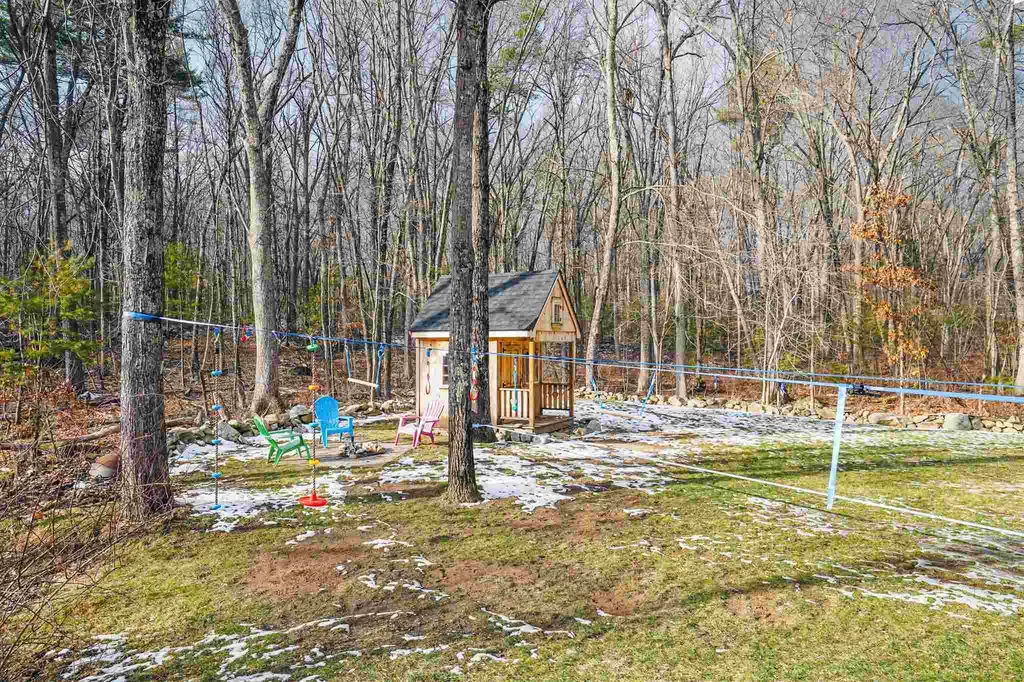 70 Marblehead Road Windham NH 03087
