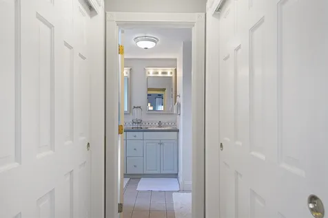 70 Marblehead Road Windham NH 03087