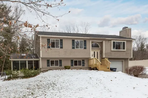 163 G H Carter Drive Danville NH 03819