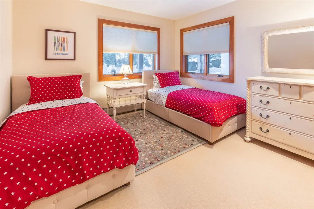 14 Middle Ridge Road Winhall VT 05340