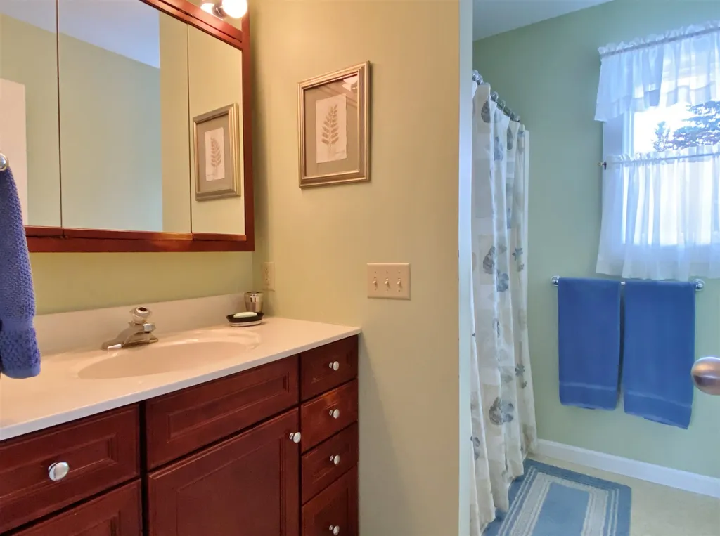 24 Brook Drive Burlington VT 05408