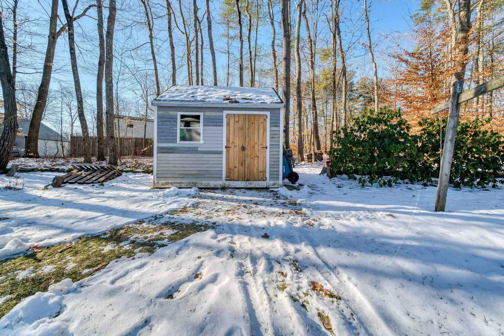 55 Windbrook Drive Epping NH 03042