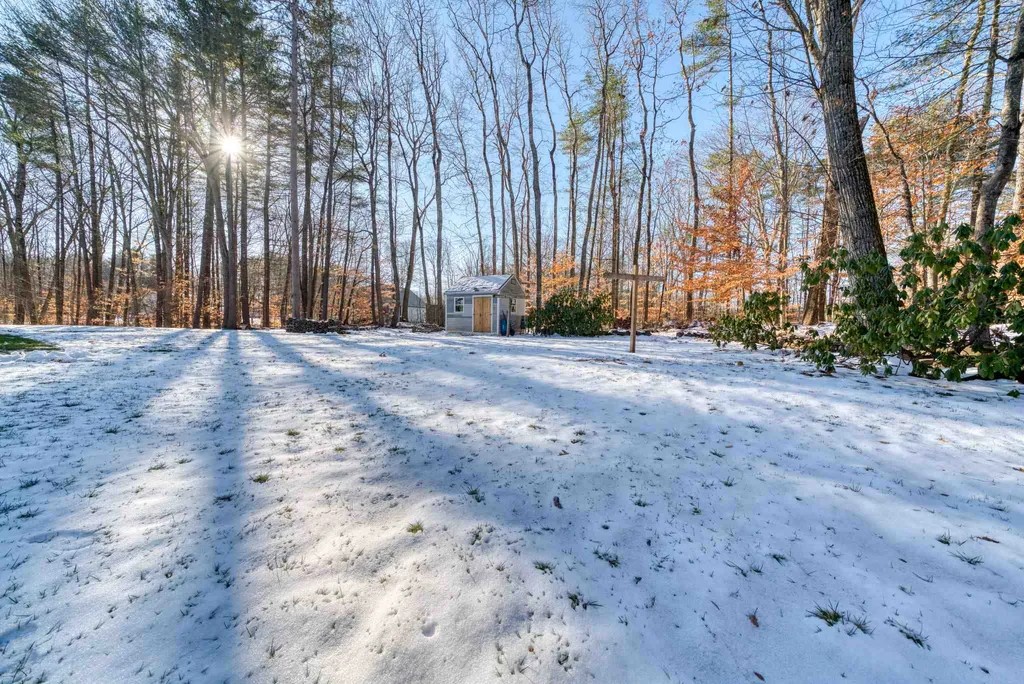 55 Windbrook Drive Epping NH 03042