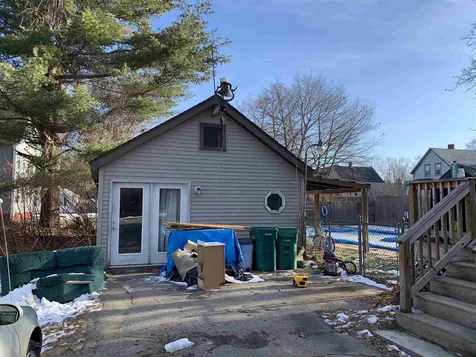 18 Pearl Street Rochester NH 03868
