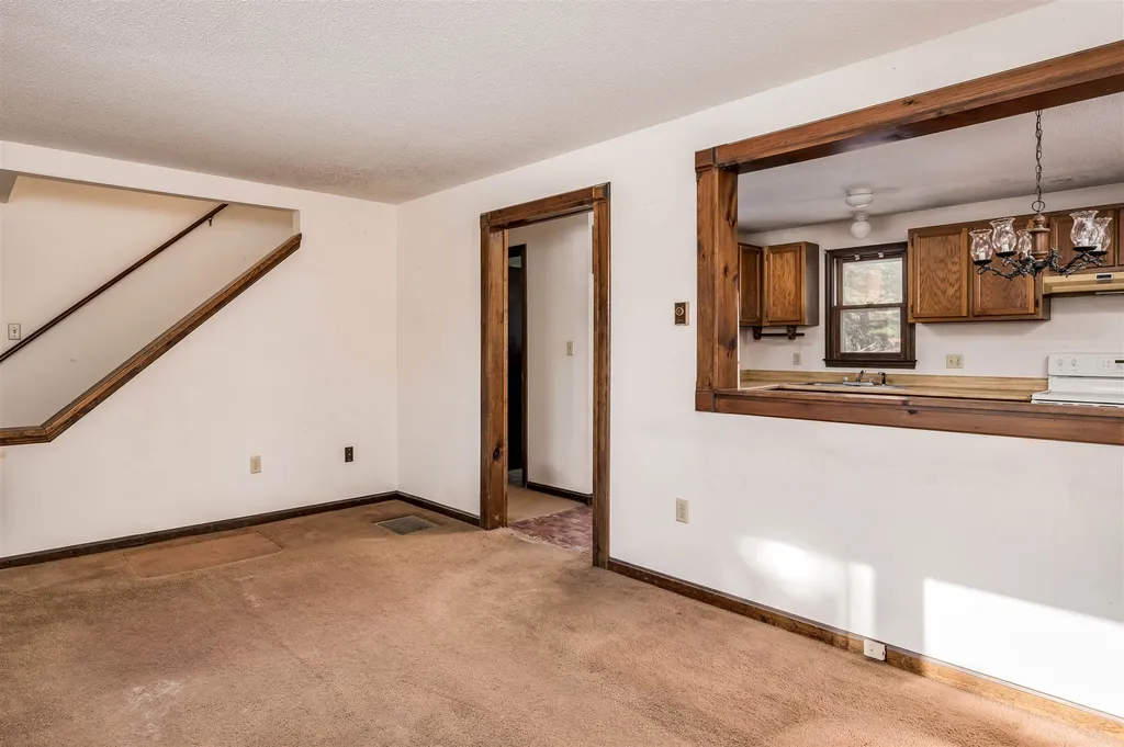 57 Depot Road Epping NH 03042