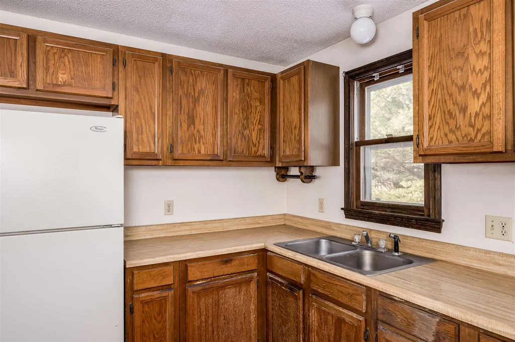 57 Depot Road Epping NH 03042