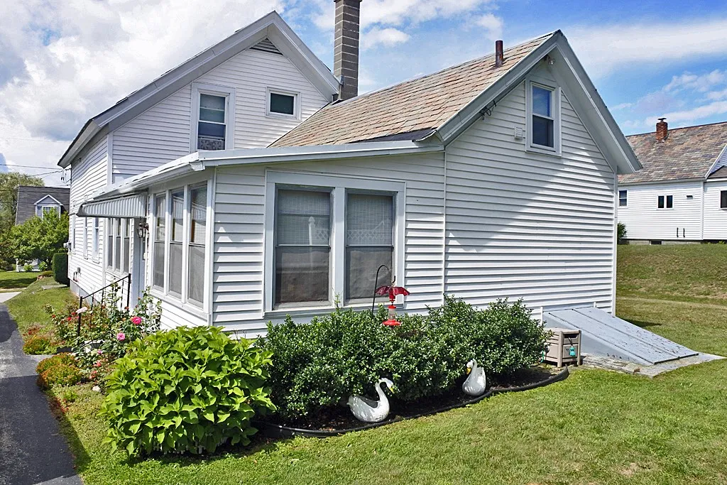 1262 Pleasant Street West Rutland VT 05777
