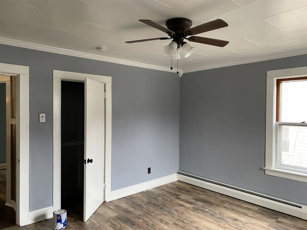 20 Barnes Street Claremont NH 03743