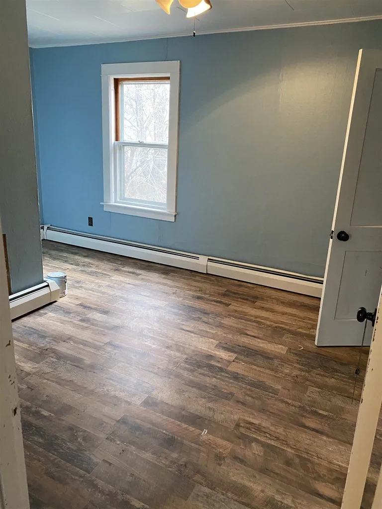 20 Barnes Street Claremont NH 03743