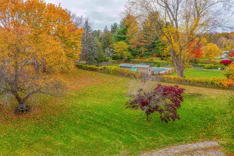 872 Falls Road Shelburne VT 05482