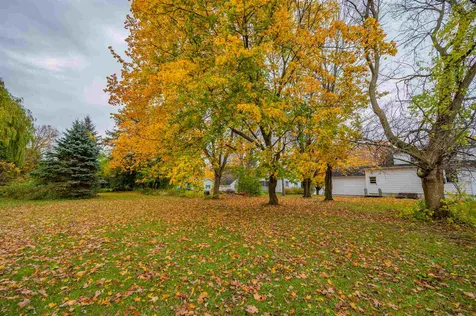872 Falls Road Shelburne VT 05482