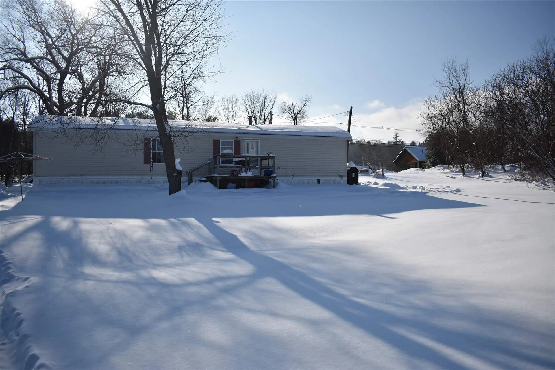 12 Smith Bridge Road Plymouth NH 03264