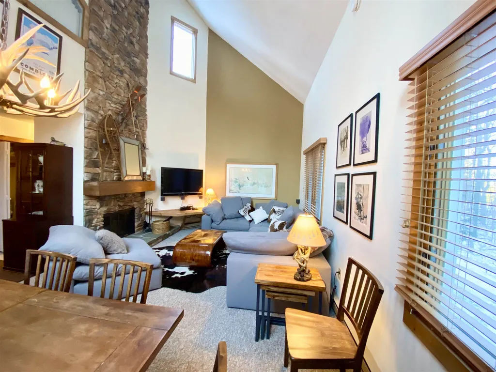 11 Tamarack Road Stratton VT 05155