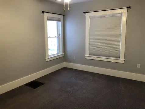 17 Laton Street Nashua NH 03064