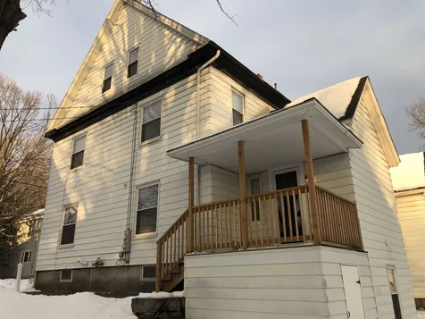17 Laton Street Nashua NH 03064