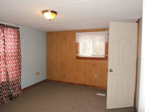 21 Cottage Street Orleans VT 05860
