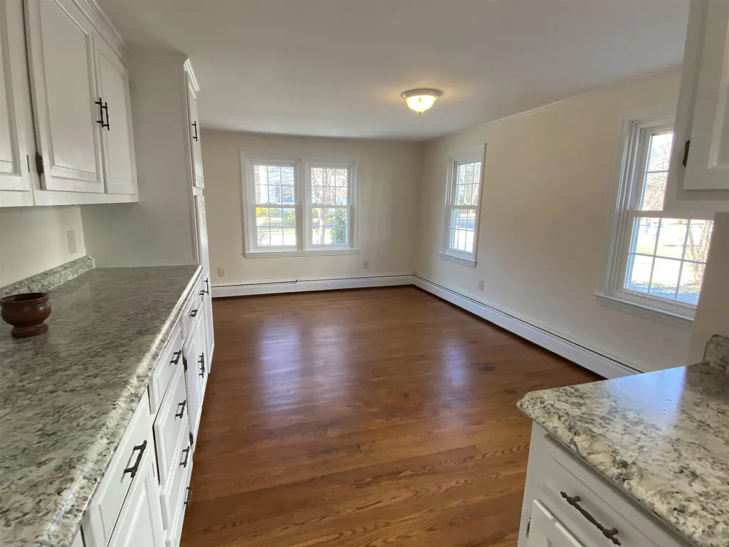 382 Highland Avenue Manchester VT 05255