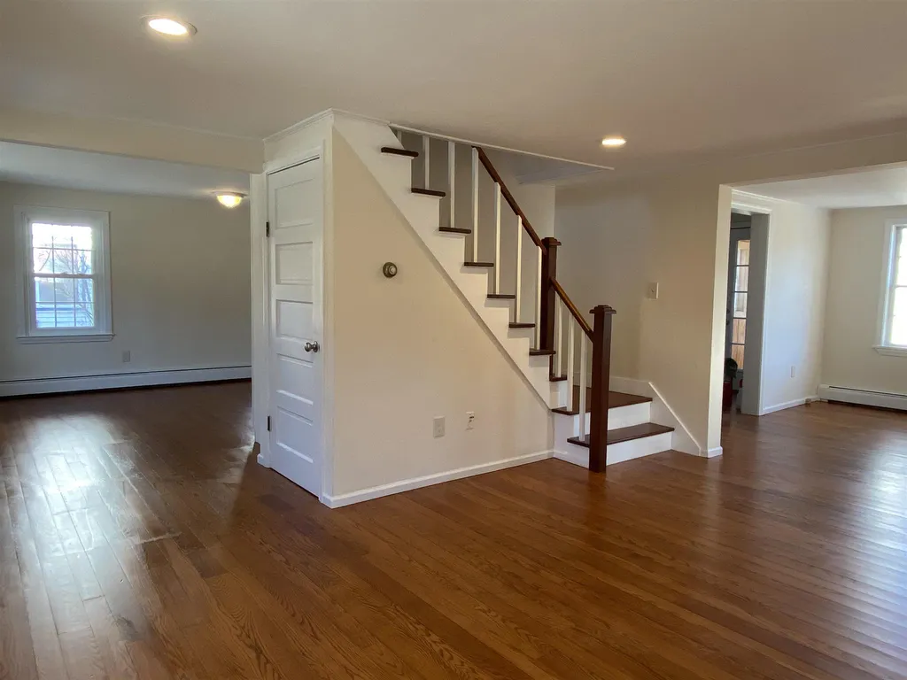 382 Highland Avenue Manchester VT 05255