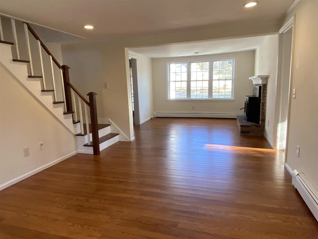 382 Highland Avenue Manchester VT 05255