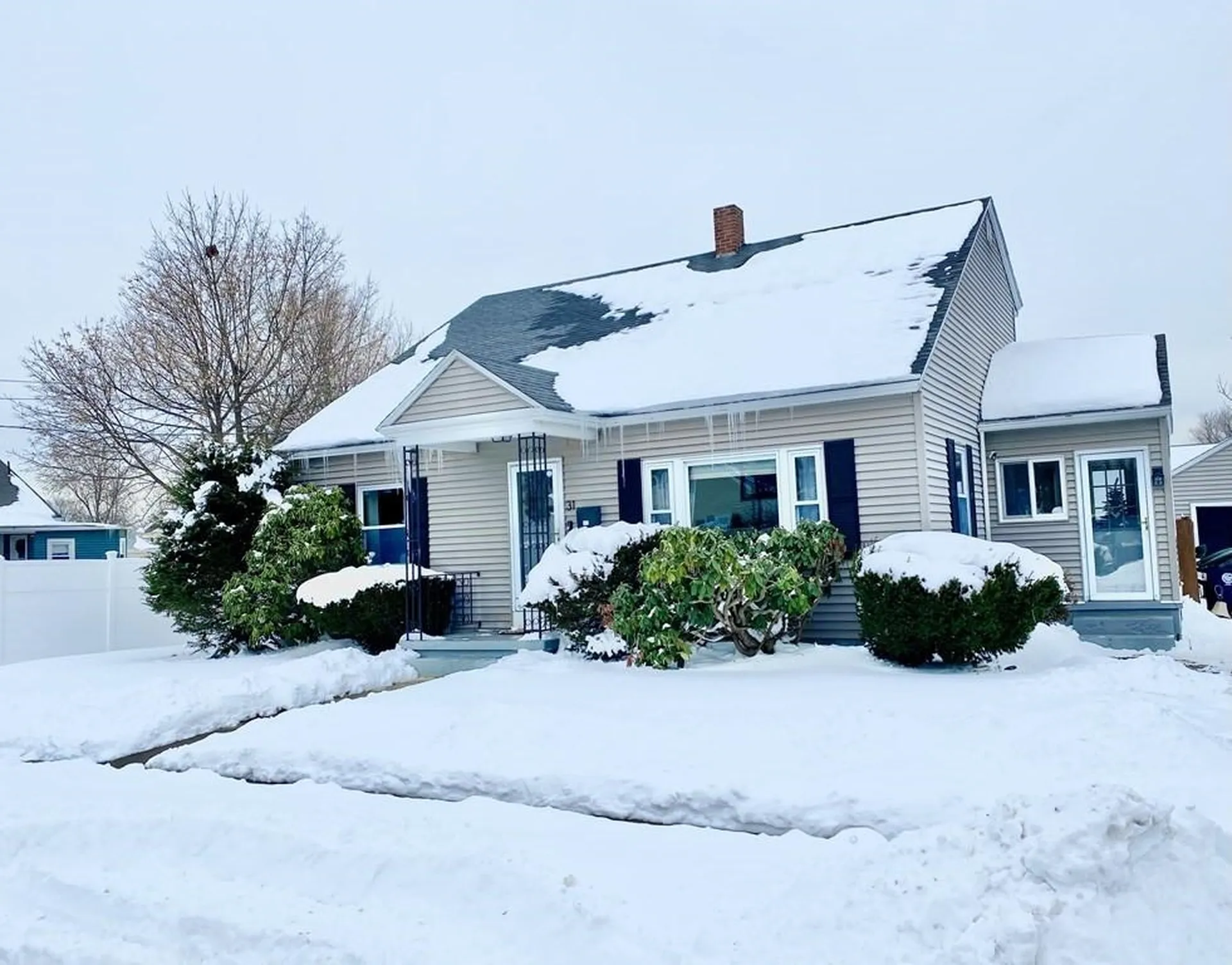 31 Russell Street Nashua NH 03060