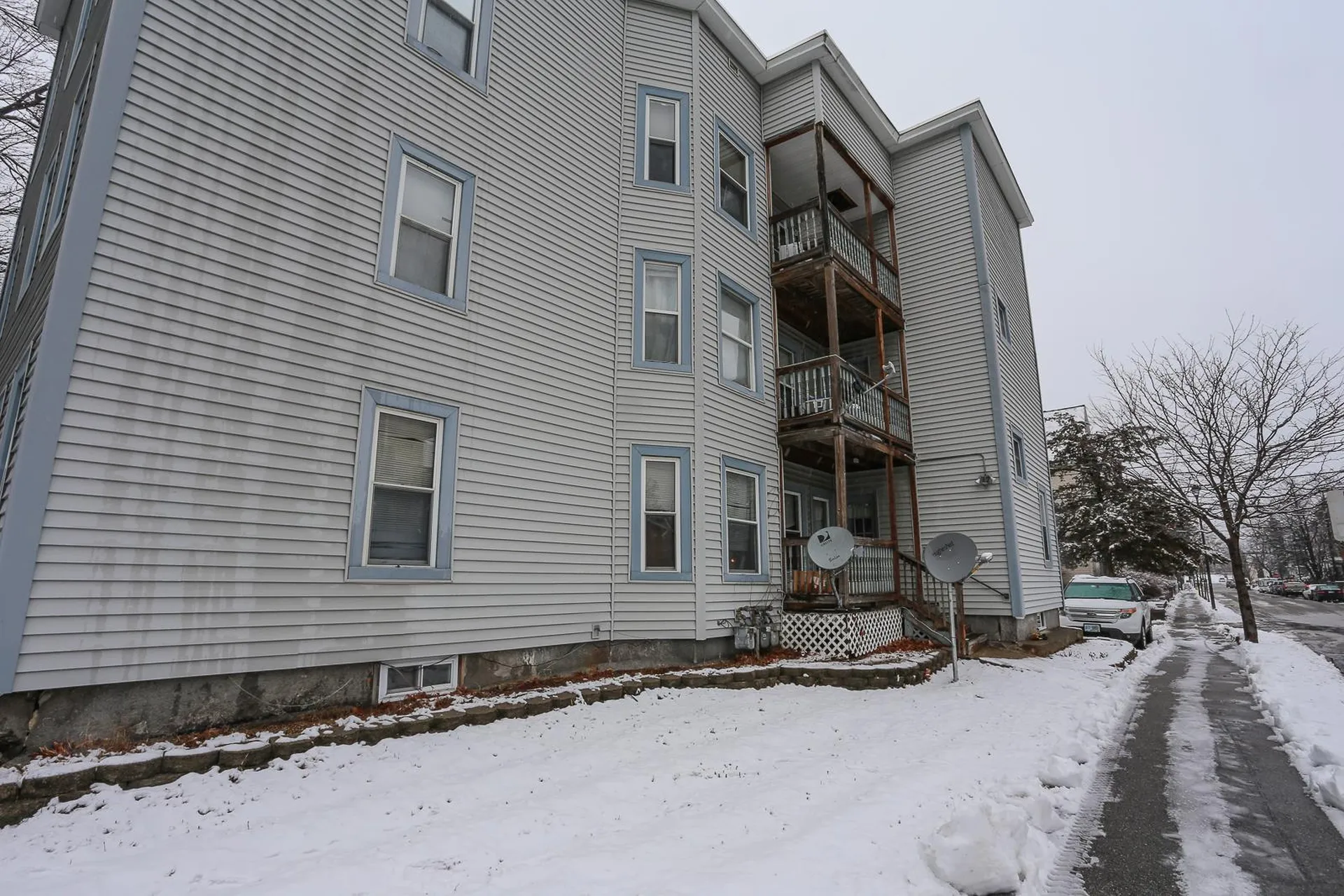 135 Pine Street Manchester NH 03103
