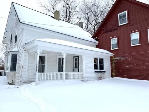 31 Mooney Street Farmington NH 03835