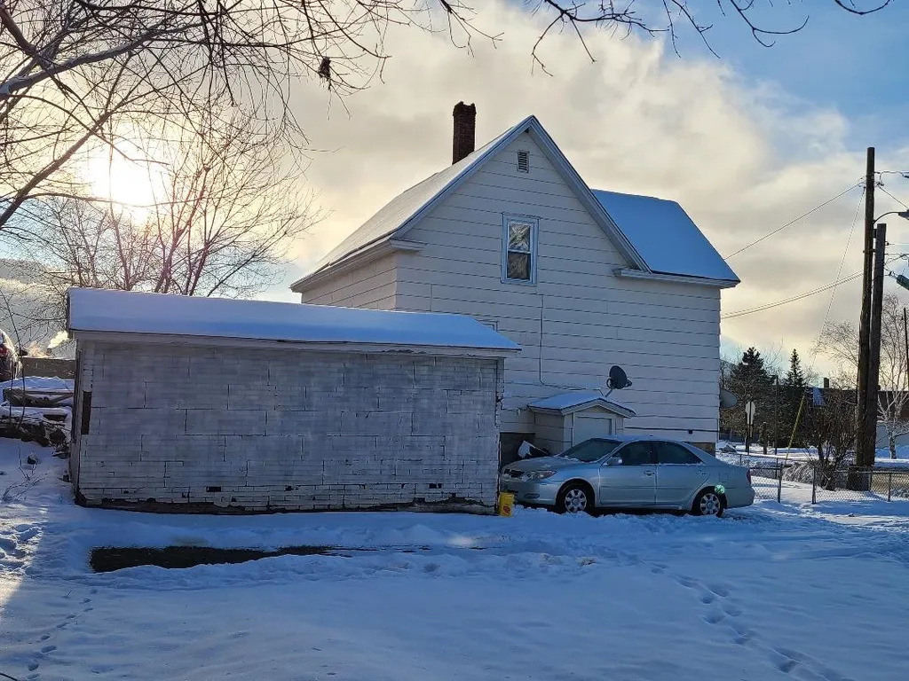 173 Cole Street Berlin NH 03570