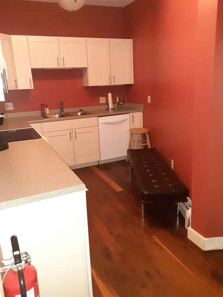 15 Depot Street Chester VT 05143
