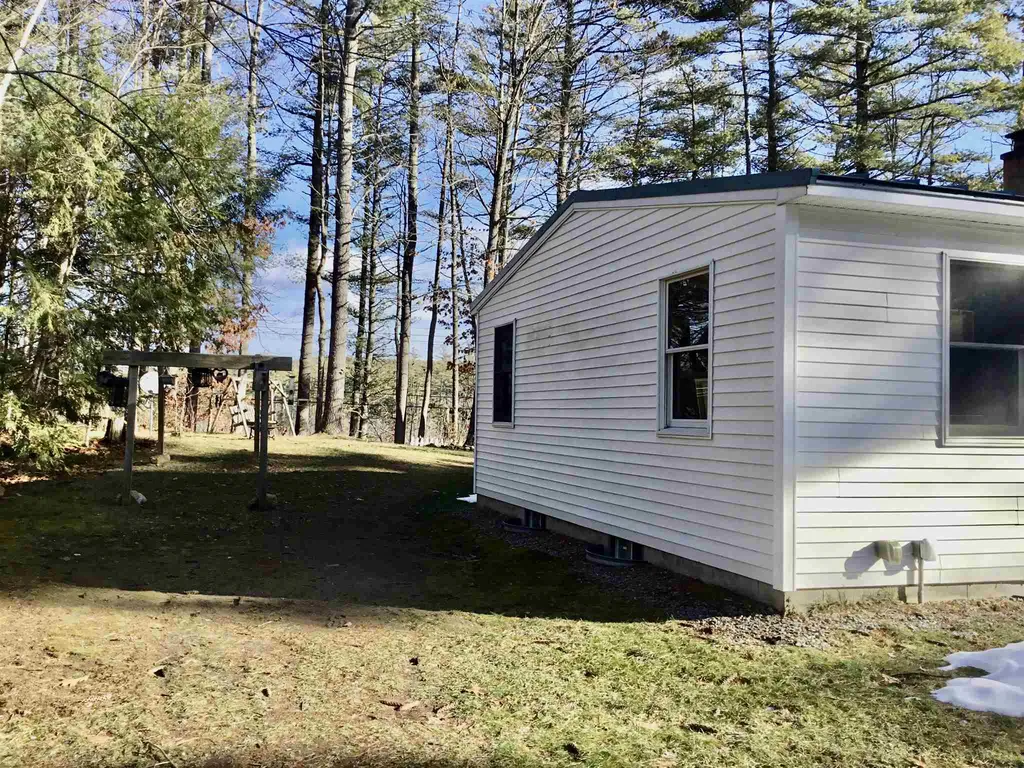 385 Shaw Road Northfield NH 03276