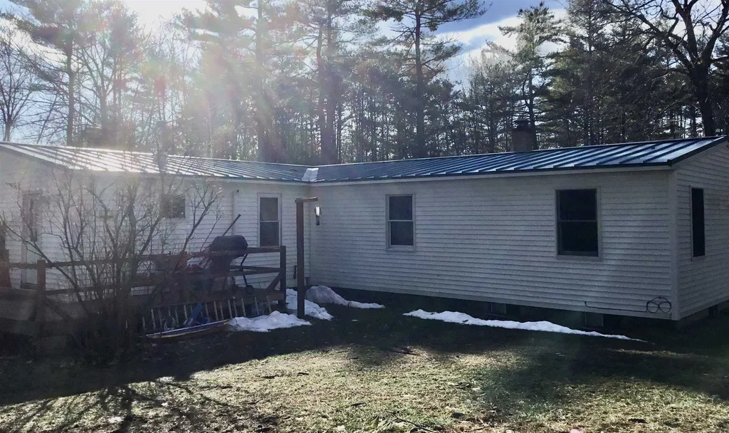 385 Shaw Road Northfield NH 03276