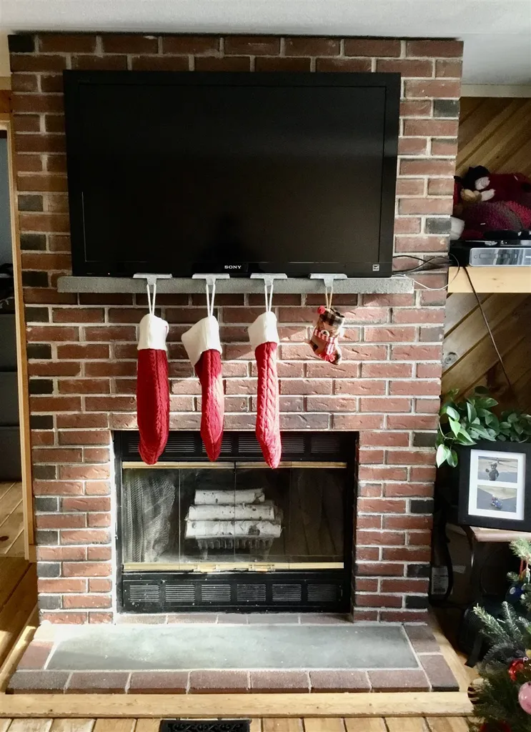 385 Shaw Road Northfield NH 03276
