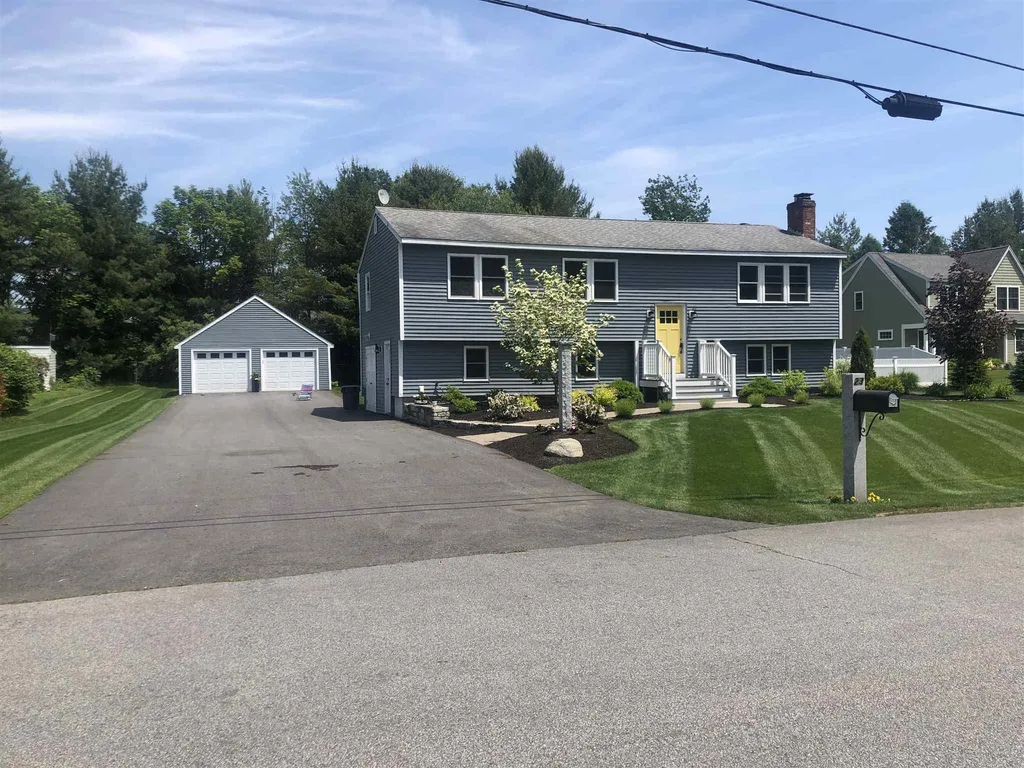 23 Holly Lane Greenland NH 03840