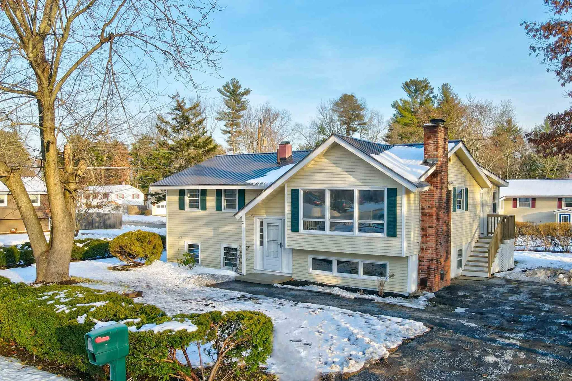 2 Pelham Street Nashua NH 03063