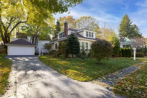 238 Willard Avenue Portsmouth NH 03801
